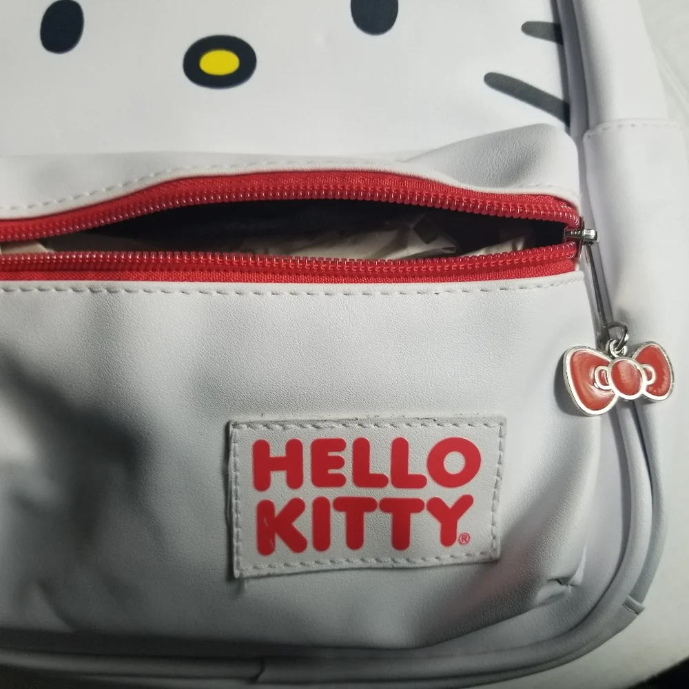 NWT HELLO KITTY WHITE WITH RED PURSE BACKPACK